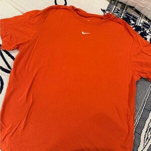 Nike Men's Vibrant Orange Short Sleeve Tee